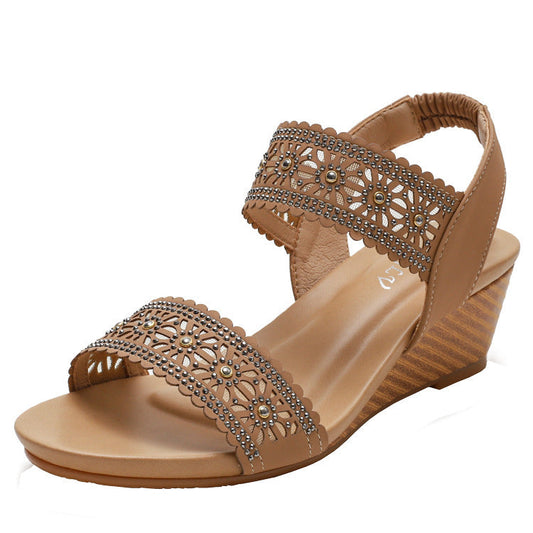 Sandales creuses à fleurs avec strass