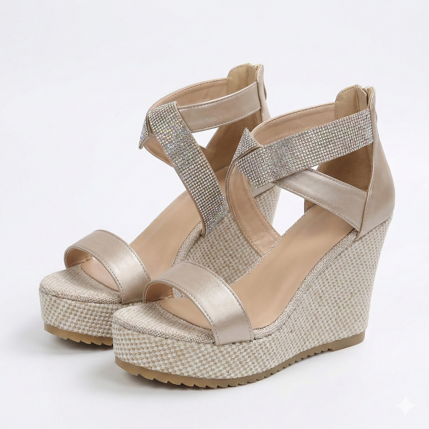 Les sandales Liberté Élégante™ offrent liberté totale de mouvement dans design intemporel. Cuir souple premium pour confort naturel absolu.